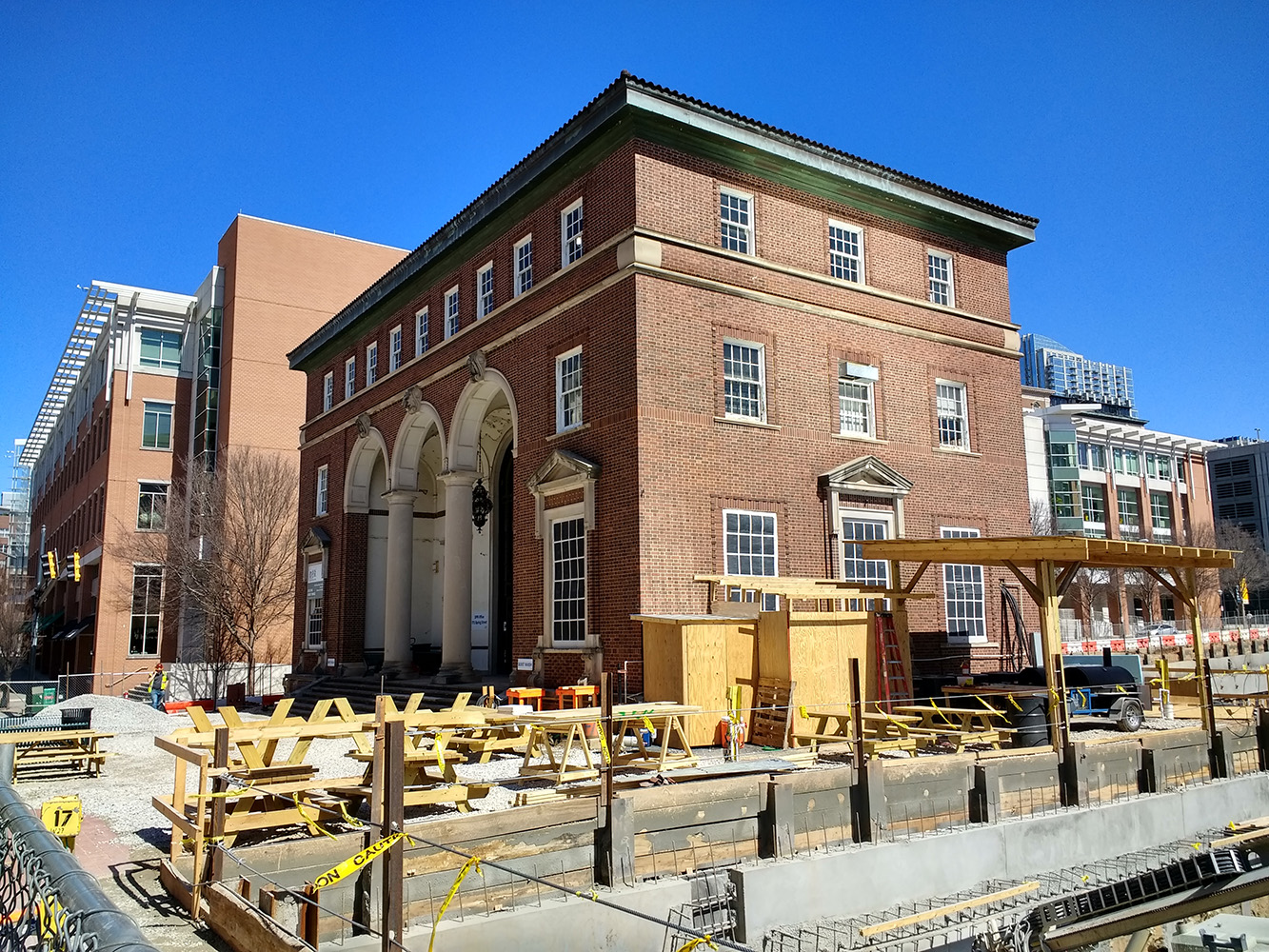 Crum and Foster Building image